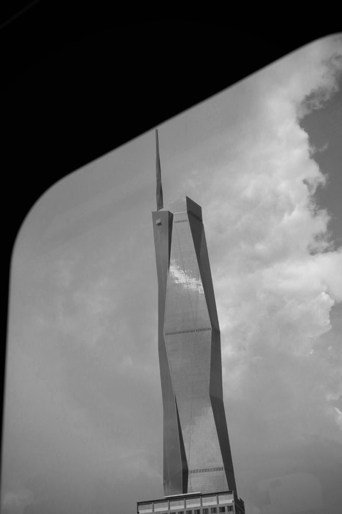 KL · 001